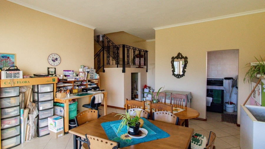 4 Bedroom Property for Sale in De Kelders Western Cape